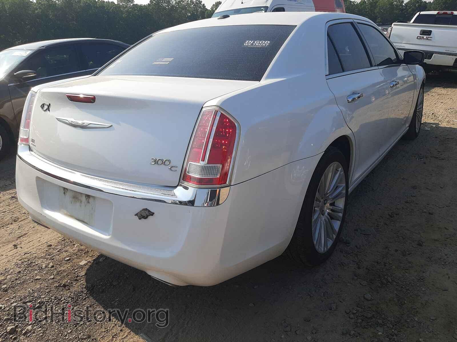 2012 CHRYSLER 300 - VIN: 2C3CCAET9CH117982 - Фото 4