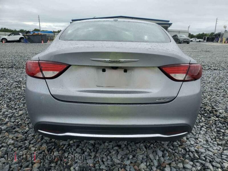 2016 Chrysler 200 (VIN 1C3CCCABXGN162337) — photo 6 of 12