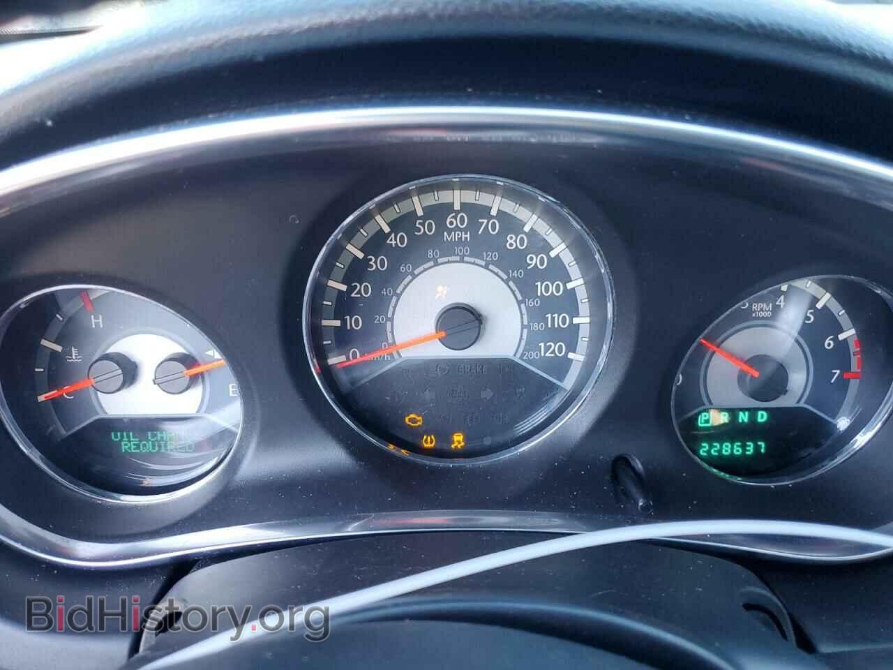 2011 CHRYSLER 200 - VIN: 1C3BC1FB8BN576086 - Фото 9