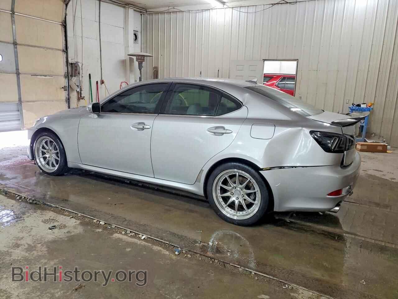 2011 LEXUS IS - VIN: JTHBF5C22B2101919 - Photo 2