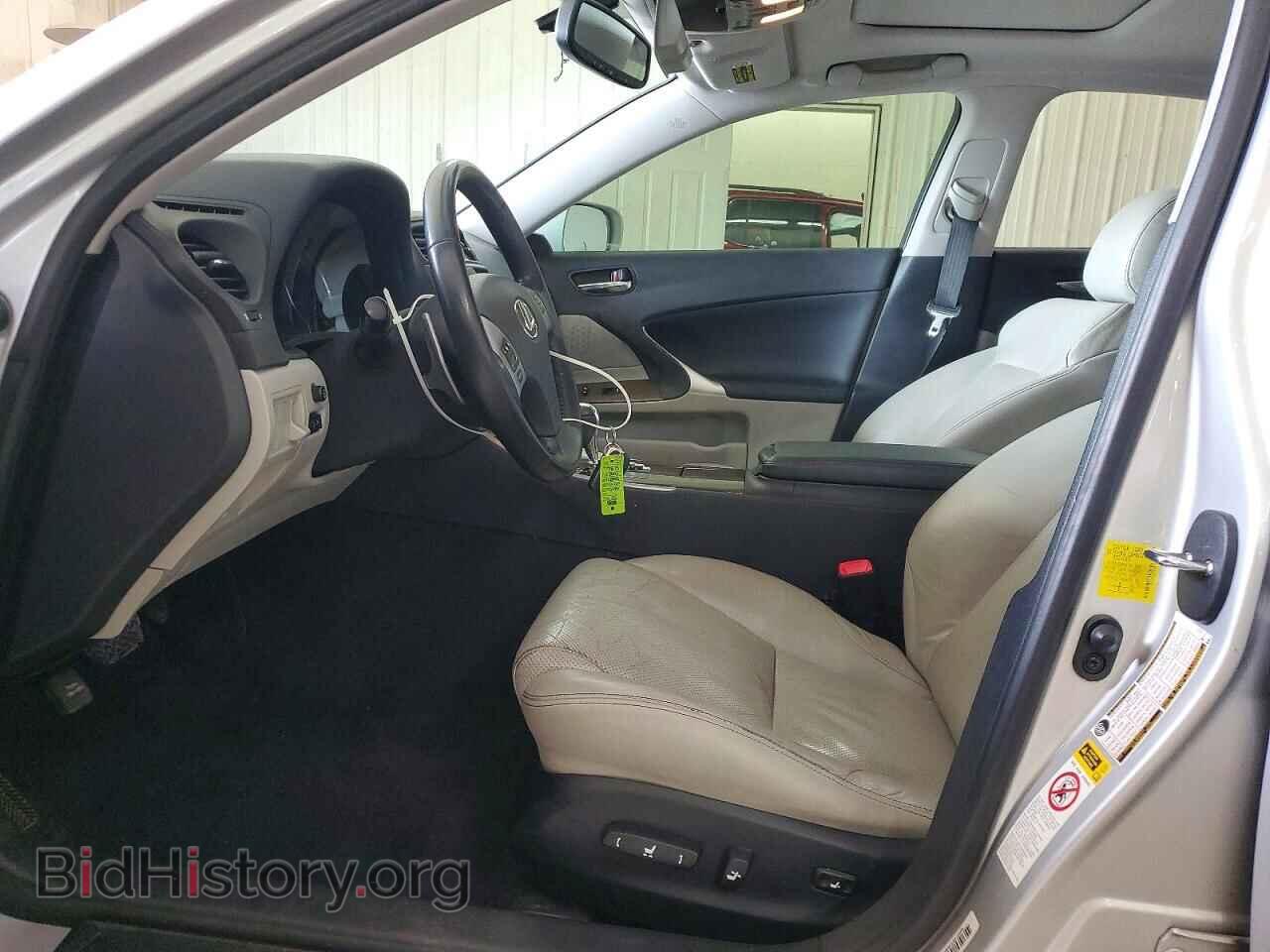 2011 LEXUS IS - VIN: JTHBF5C22B2101919 - Photo 7