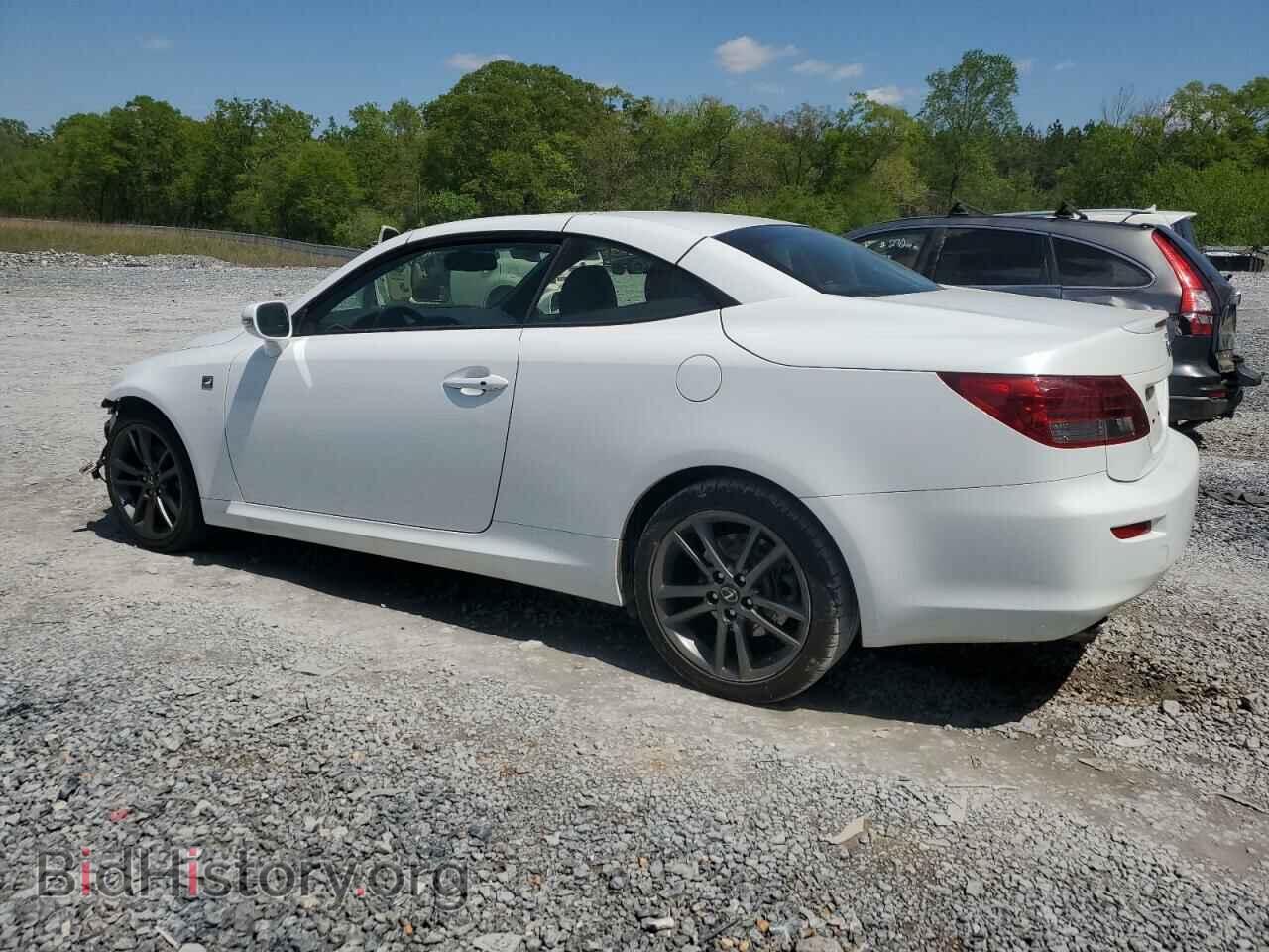 2014 LEXUS IS - VIN: JTHFF2C25E2530315 - Photo 2