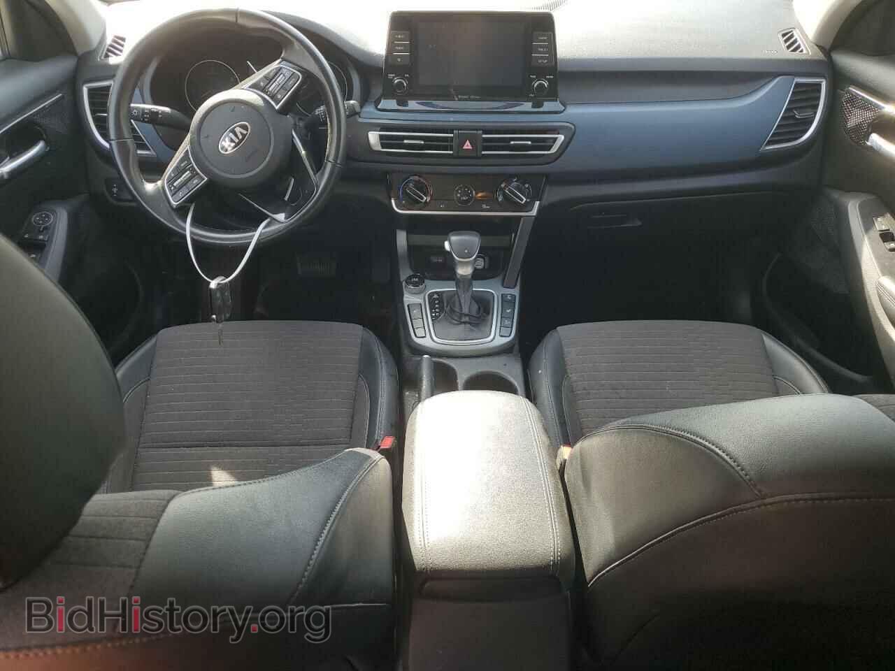 2021 KIA SELTOS - VIN: KNDEUCAA7M7071048 - Фото 8