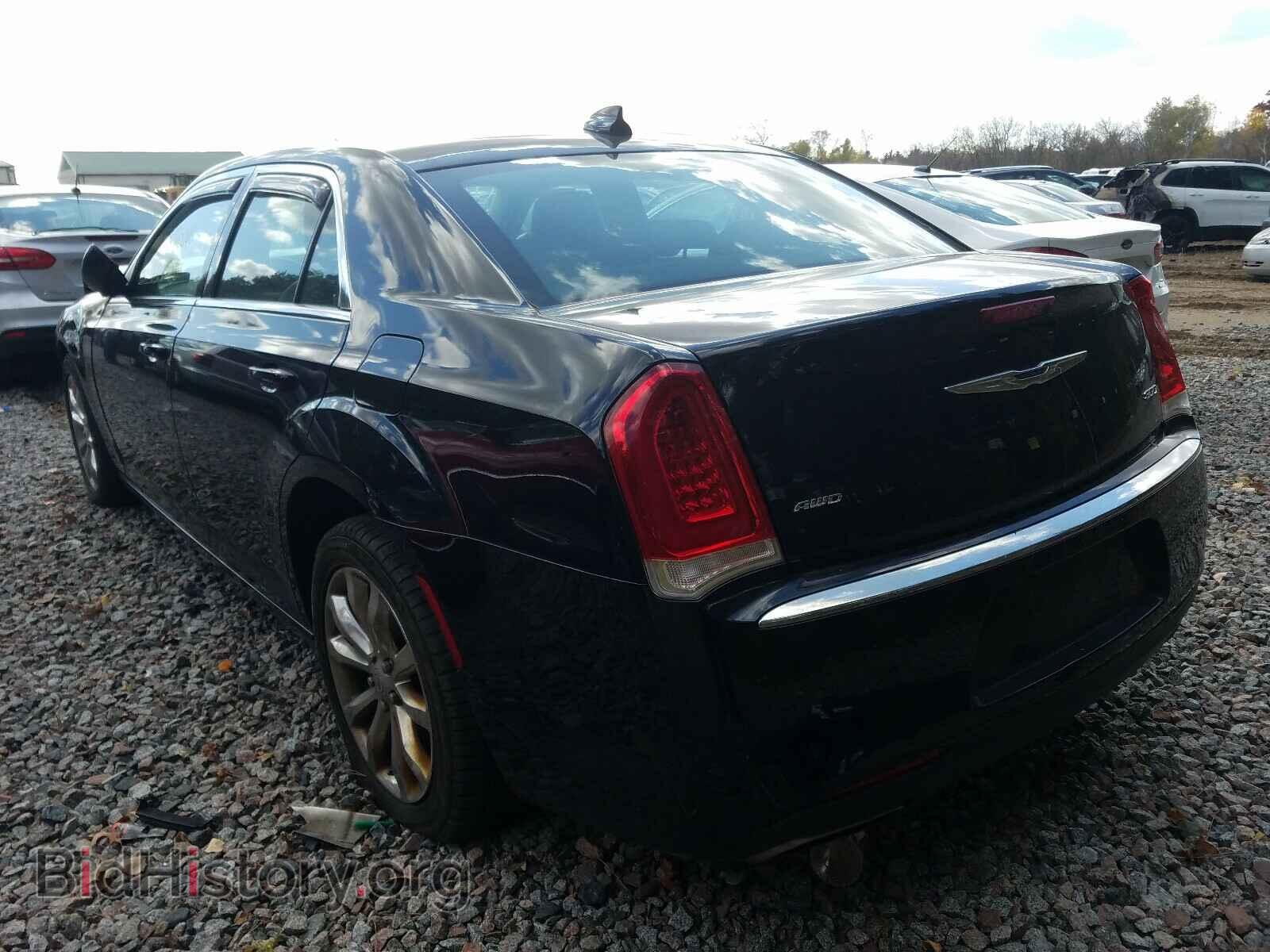 2016 CHRYSLER 300 - VIN: 2C3CCARG7GH296512 - Фото 3