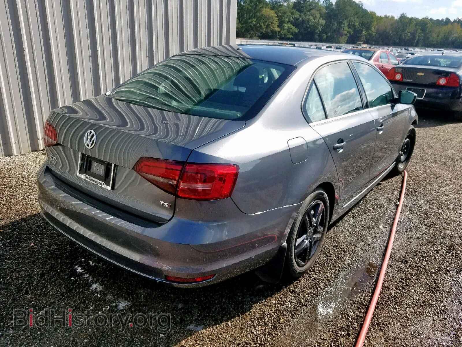 2017 VOLKSWAGEN JETTA - VIN: 3VW2B7AJ0HM331623 - Фото 4