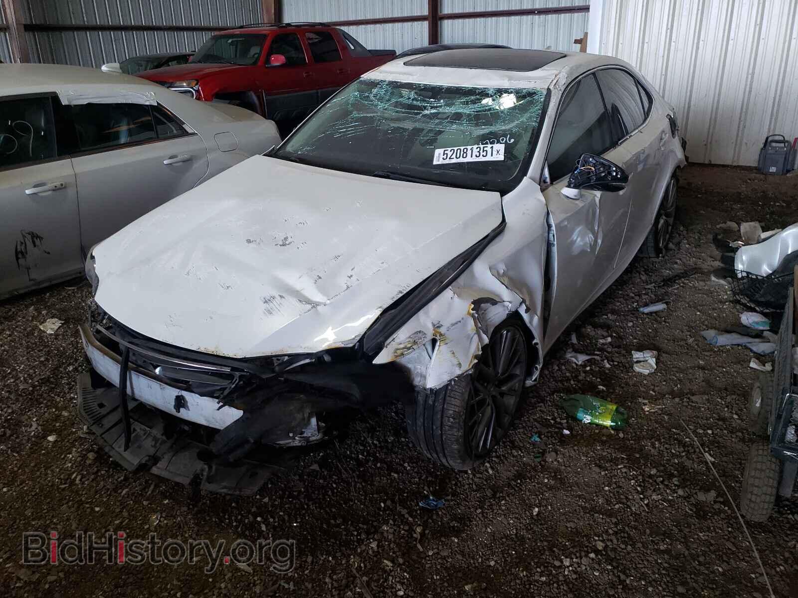 2014 LEXUS IS - VIN: JTHBF1D22E5014032 - Photo 2