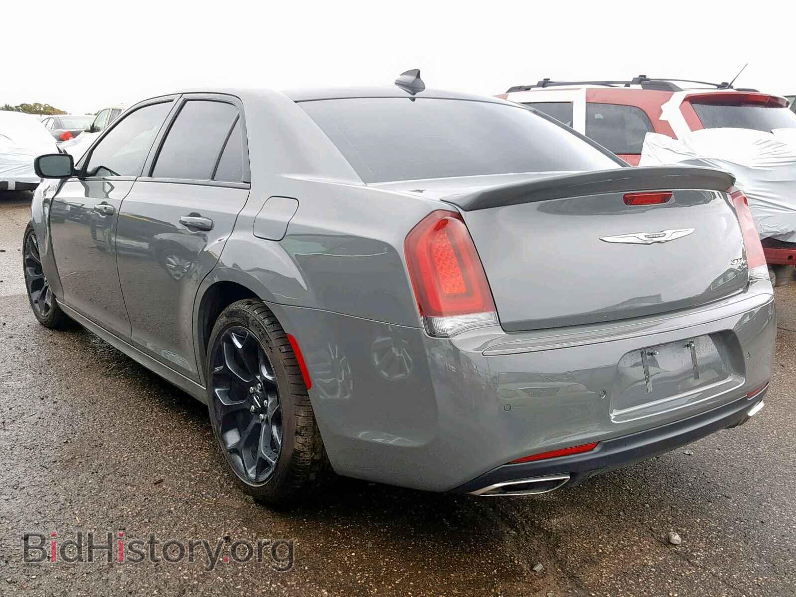2019 CHRYSLER 300 - VIN: 2C3CCABTXKH577915 - Фото 3