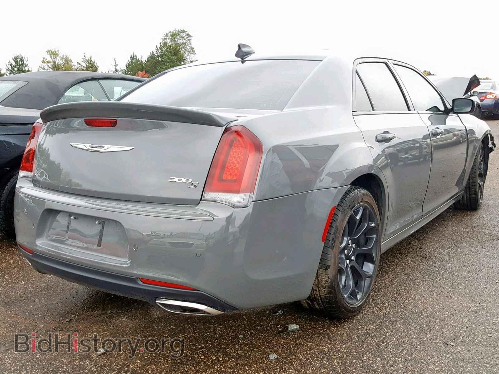 2019 CHRYSLER 300 - VIN: 2C3CCABTXKH577915 - Фото 4