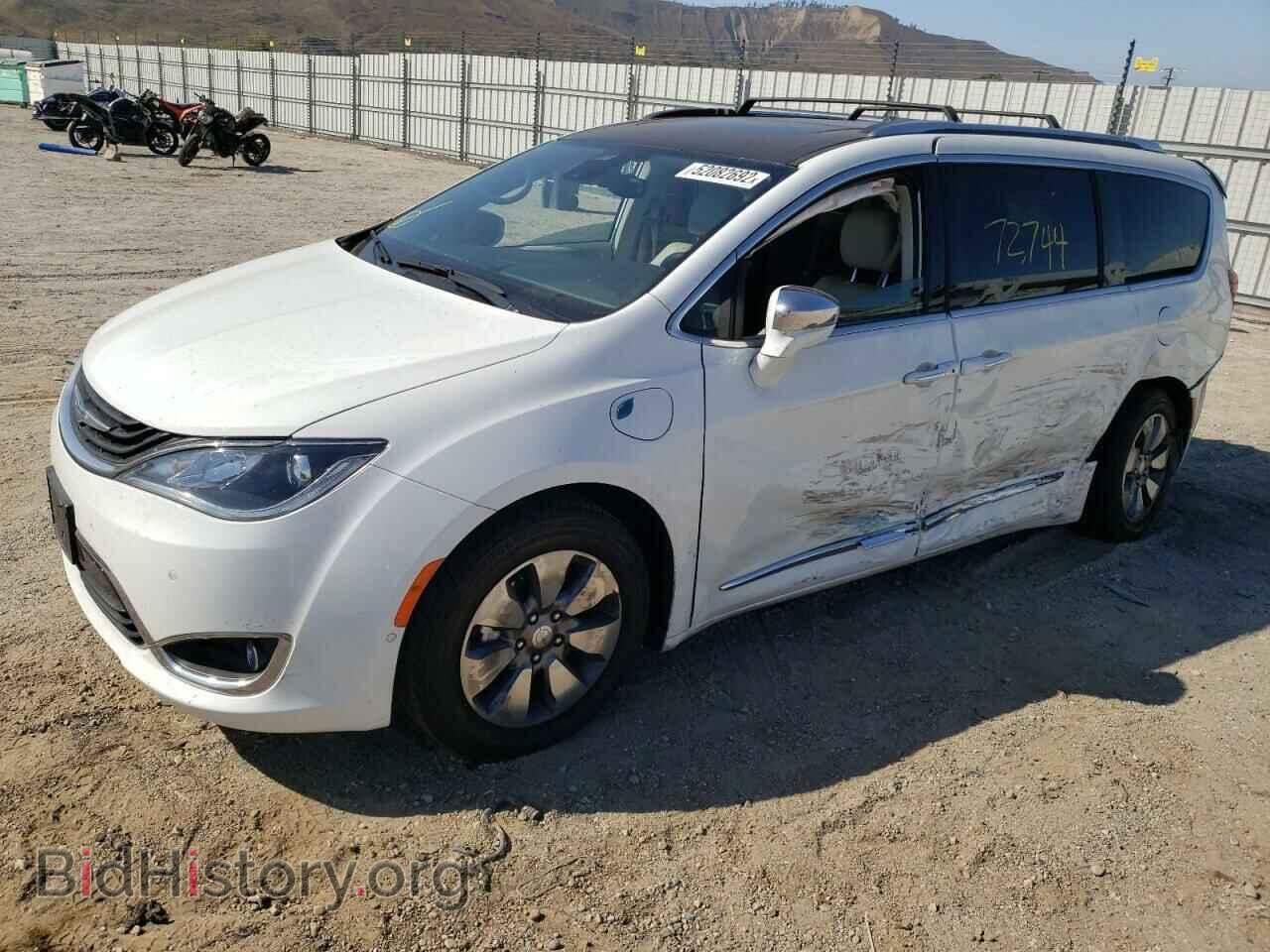 2017 CHRYSLER PACIFICA - VIN: 2C4RC1N73HR730609 - Photo 2