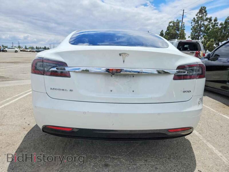 2016 Tesla MODEL S (VIN 5YJSA1E23GF155286) — photo 6 of 13