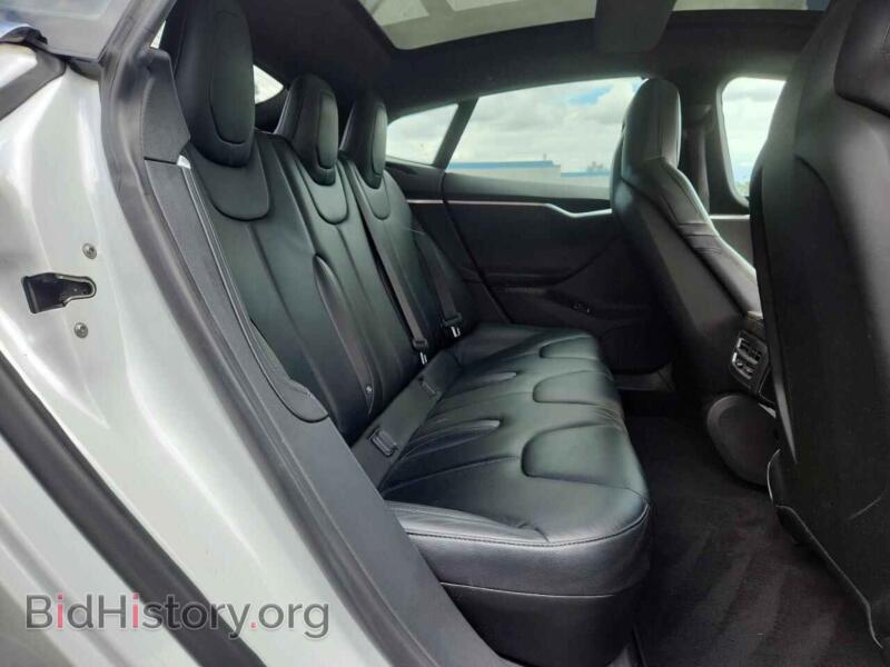 2016 Tesla MODEL S (VIN 5YJSA1E23GF155286) — photo 10 of 13