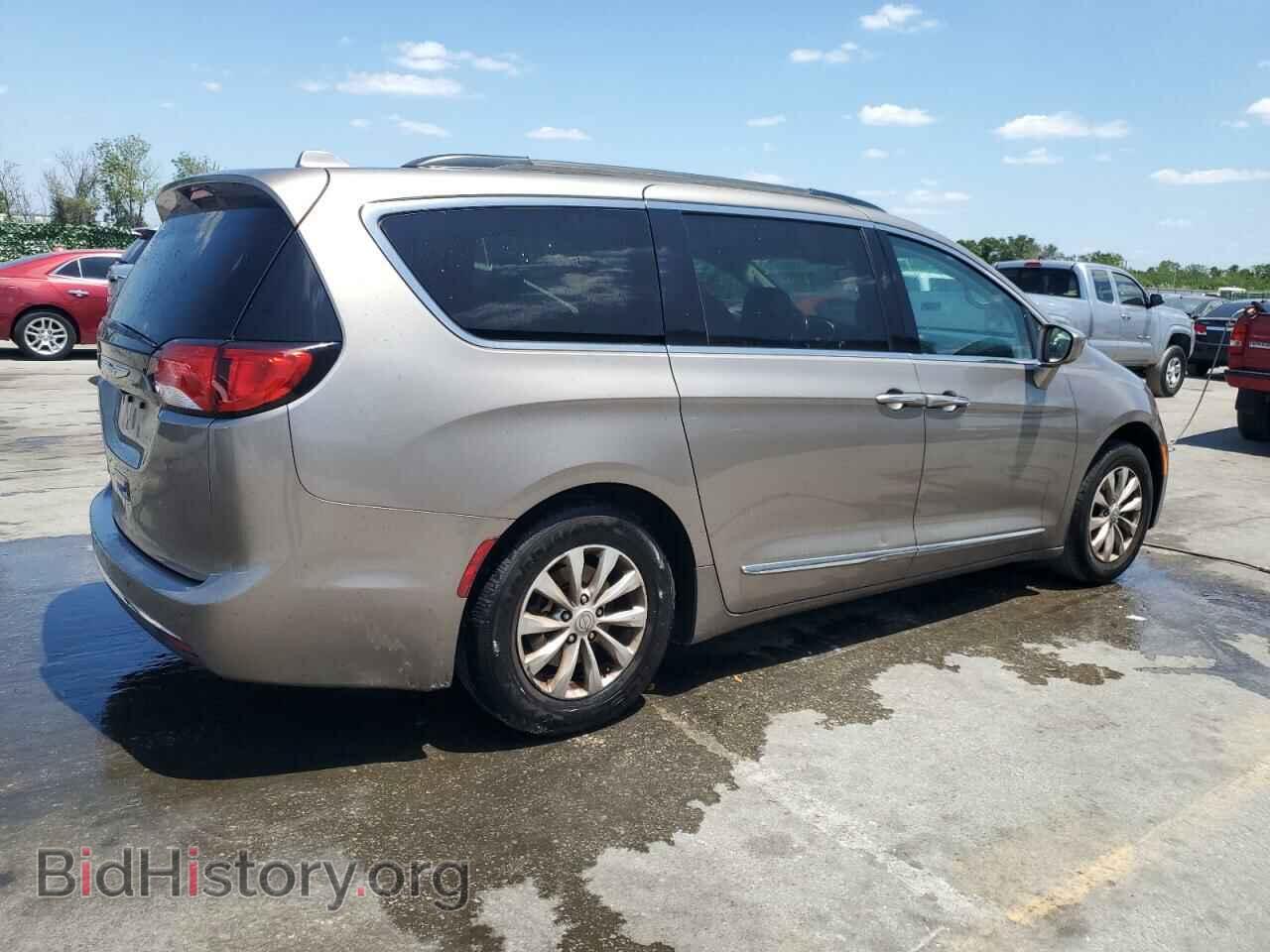 2017 CHRYSLER PACIFICA - VIN: 2C4RC1BG8HR535075 - Фото 3