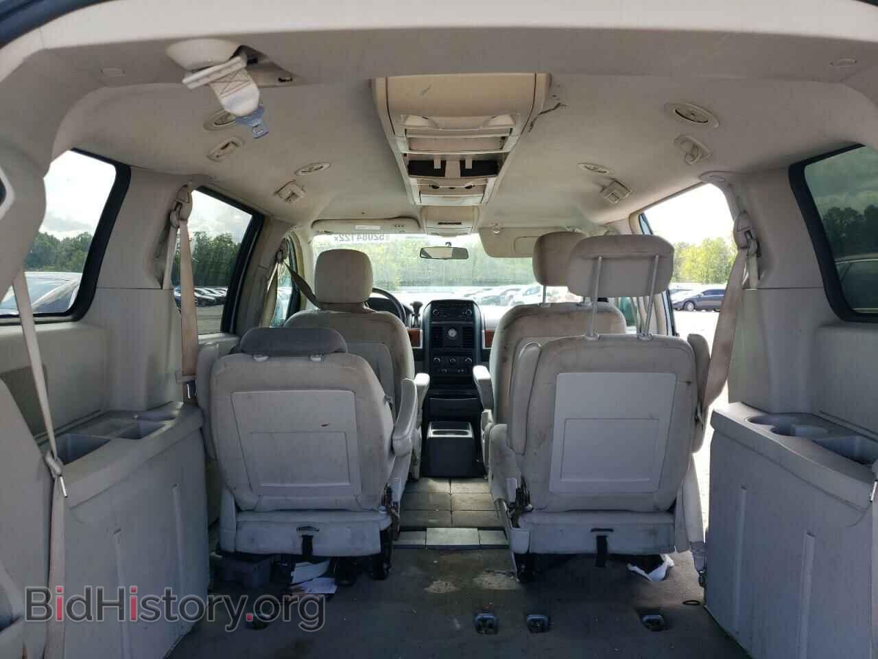 2008 CHRYSLER MINIVAN - VIN: 2A8HR54PX8R759231 - Фото 9
