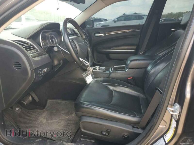 2017 Chrysler 300 (VIN 2C3CCAEG6HH586523) — фото 7 из 12