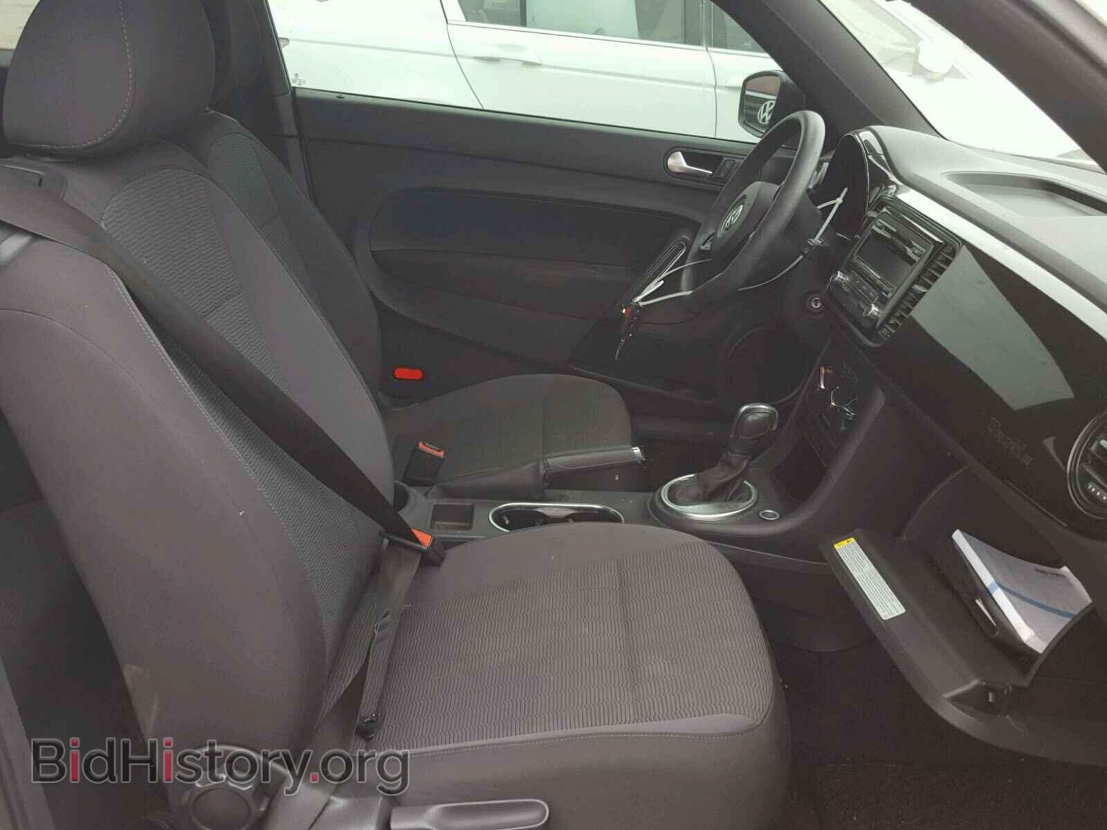 2012 VOLKSWAGEN BEETLE - VIN: 3VWFP7AT2CM616806 - Фото 5