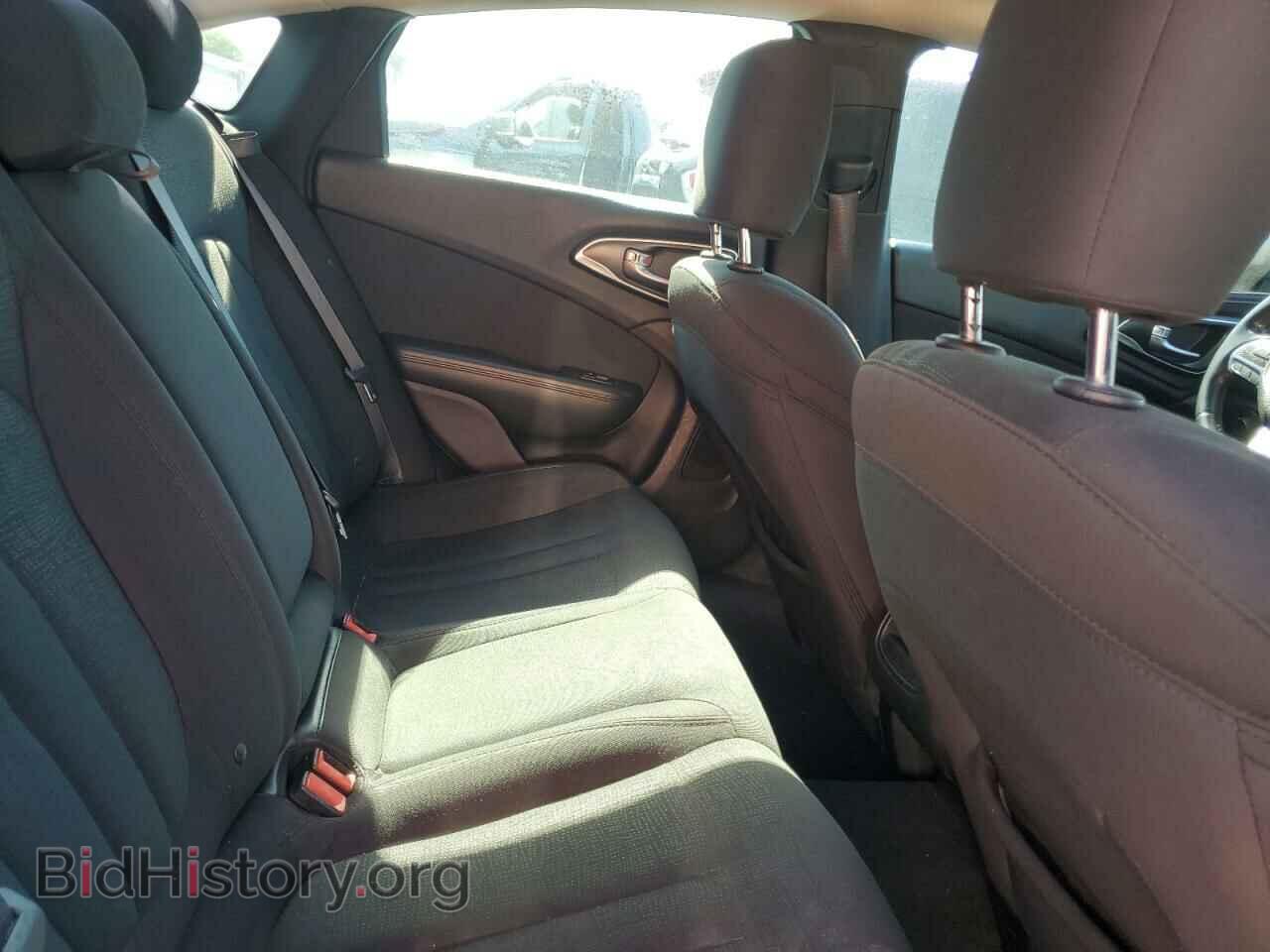 2016 CHRYSLER 200 - VIN: 1C3CCCAB1GN105699 - Фото 10