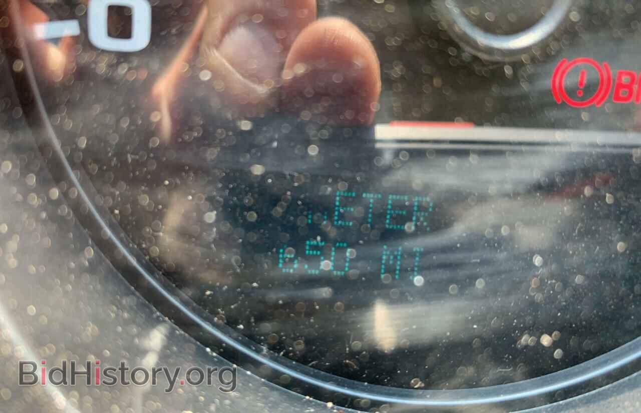 2011 GMC SIERRA - VIN: 1GT121E87BF158290 - Фото 8