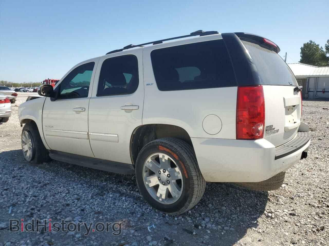 2010 GMC YUKON - VIN: 1GKUCCE03AR179025 - Фото 2