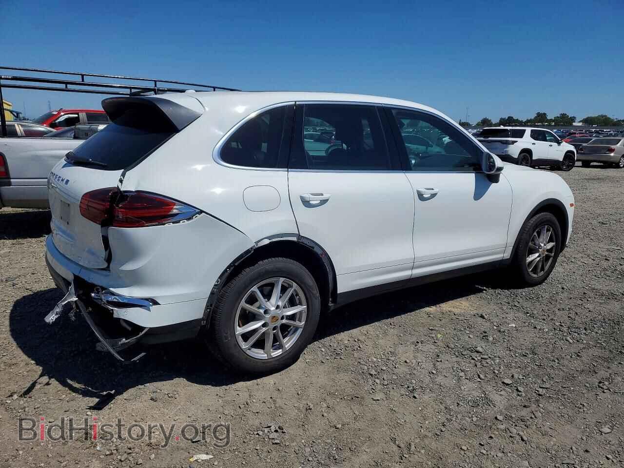 2016 PORSCHE CAYENNE - VIN: WP1AA2A21GLA06426 - Photo 3