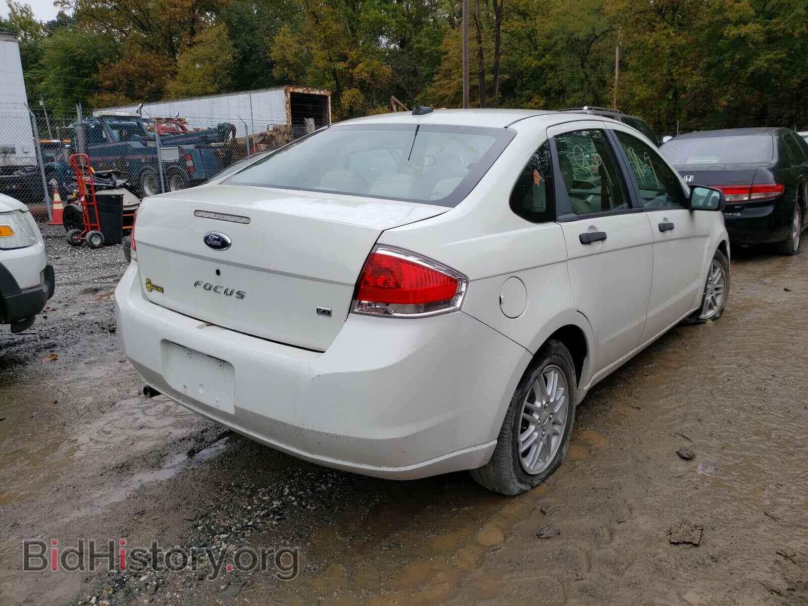 2009 FORD FOCUS - VIN: 1FAHP35NX9W185470 - Фото 4