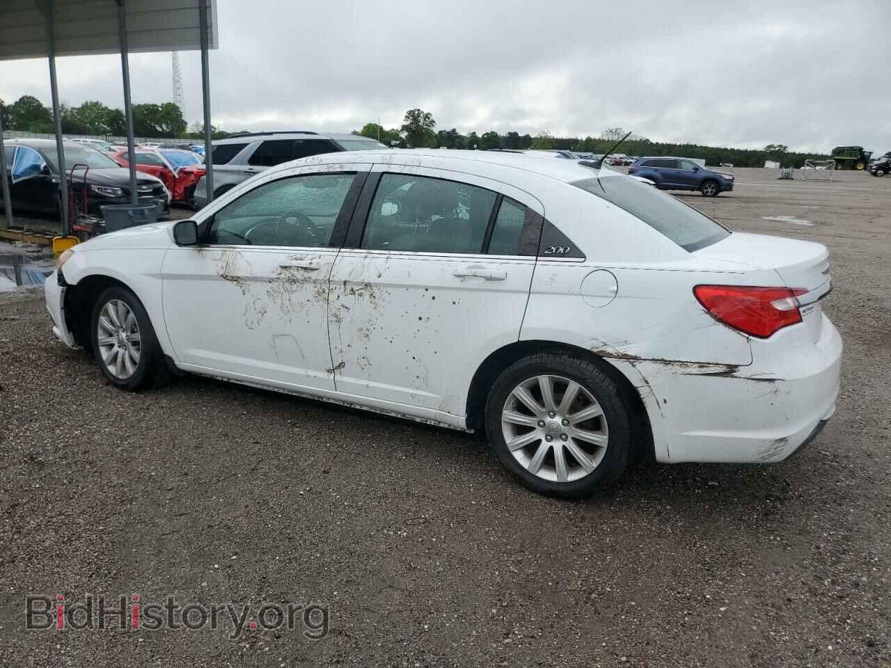 2013 CHRYSLER 200 - VIN: 1C3CCBBBXDN545280 - Фото 2