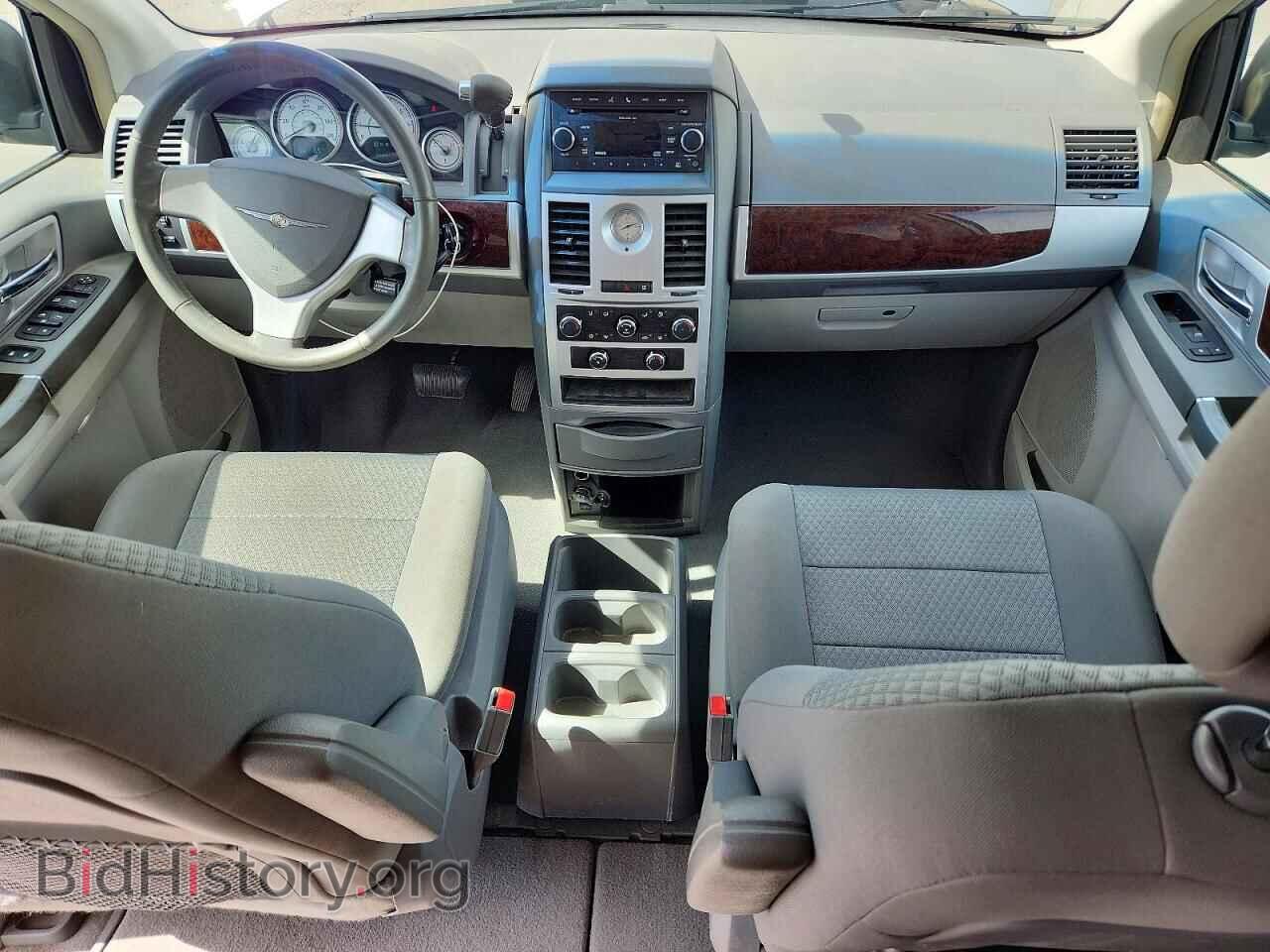 2010 CHRYSLER MINIVAN - VIN: 2A4RR5D1XAR271453 - Фото 8