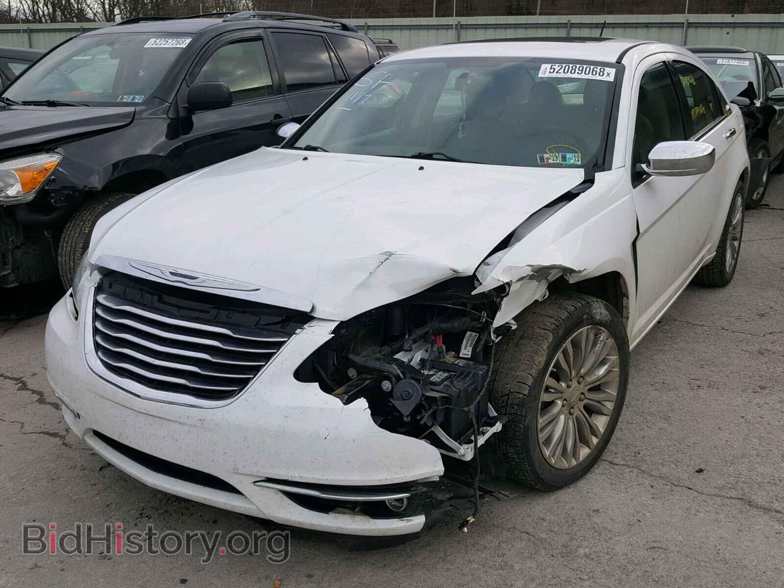 2013 CHRYSLER 200 - VIN: 1C3CCBCG8DN508206 - Фото 2