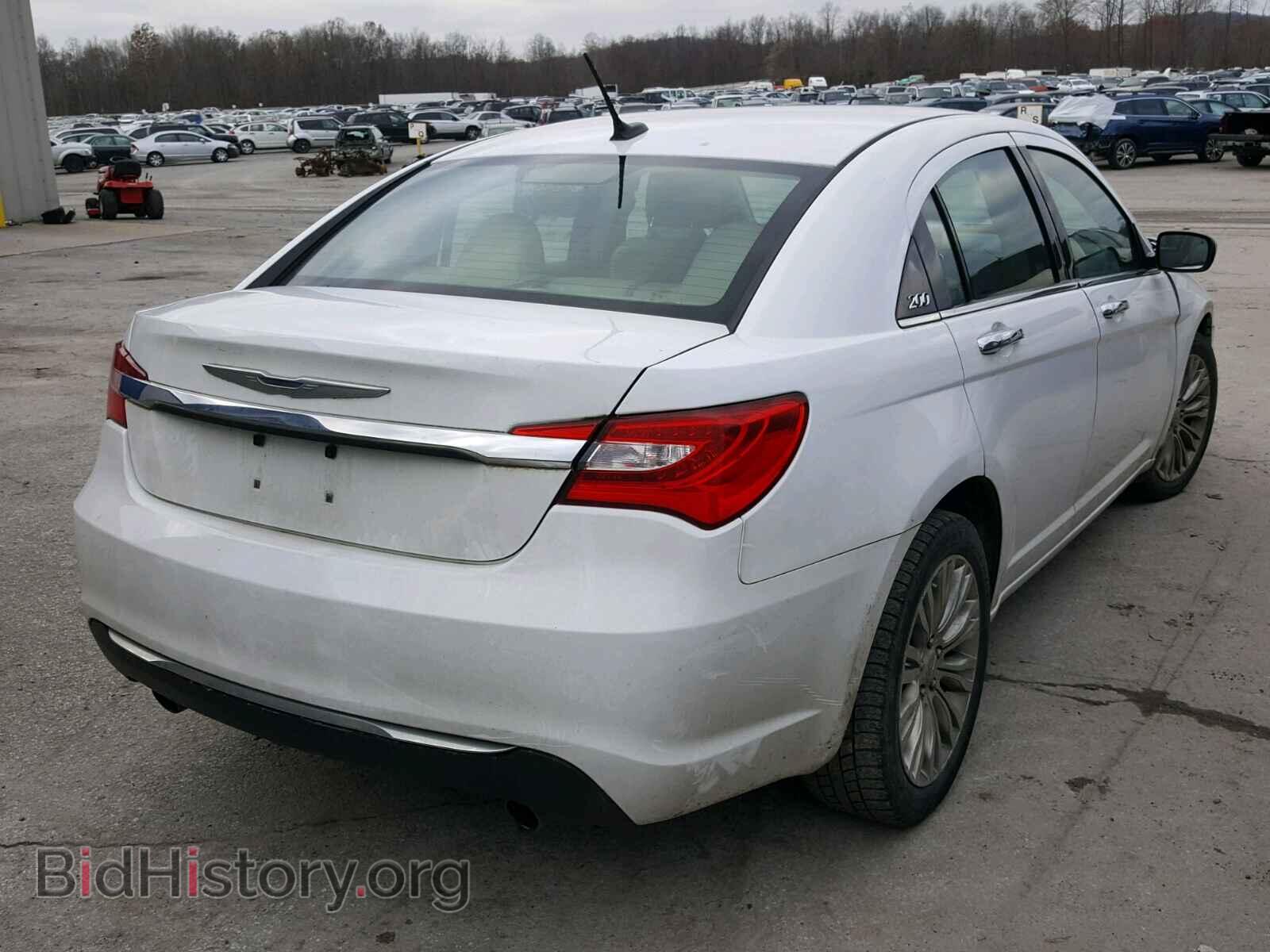 2013 CHRYSLER 200 - VIN: 1C3CCBCG8DN508206 - Фото 4