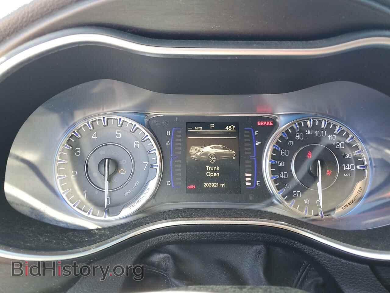 2015 CHRYSLER 200 - VIN: 1C3CCCABXFN607948 - Фото 9