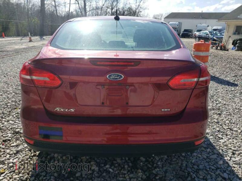 2017 Ford FOCUS (VIN 1FADP3H26HL302588) — фото 6 из 13