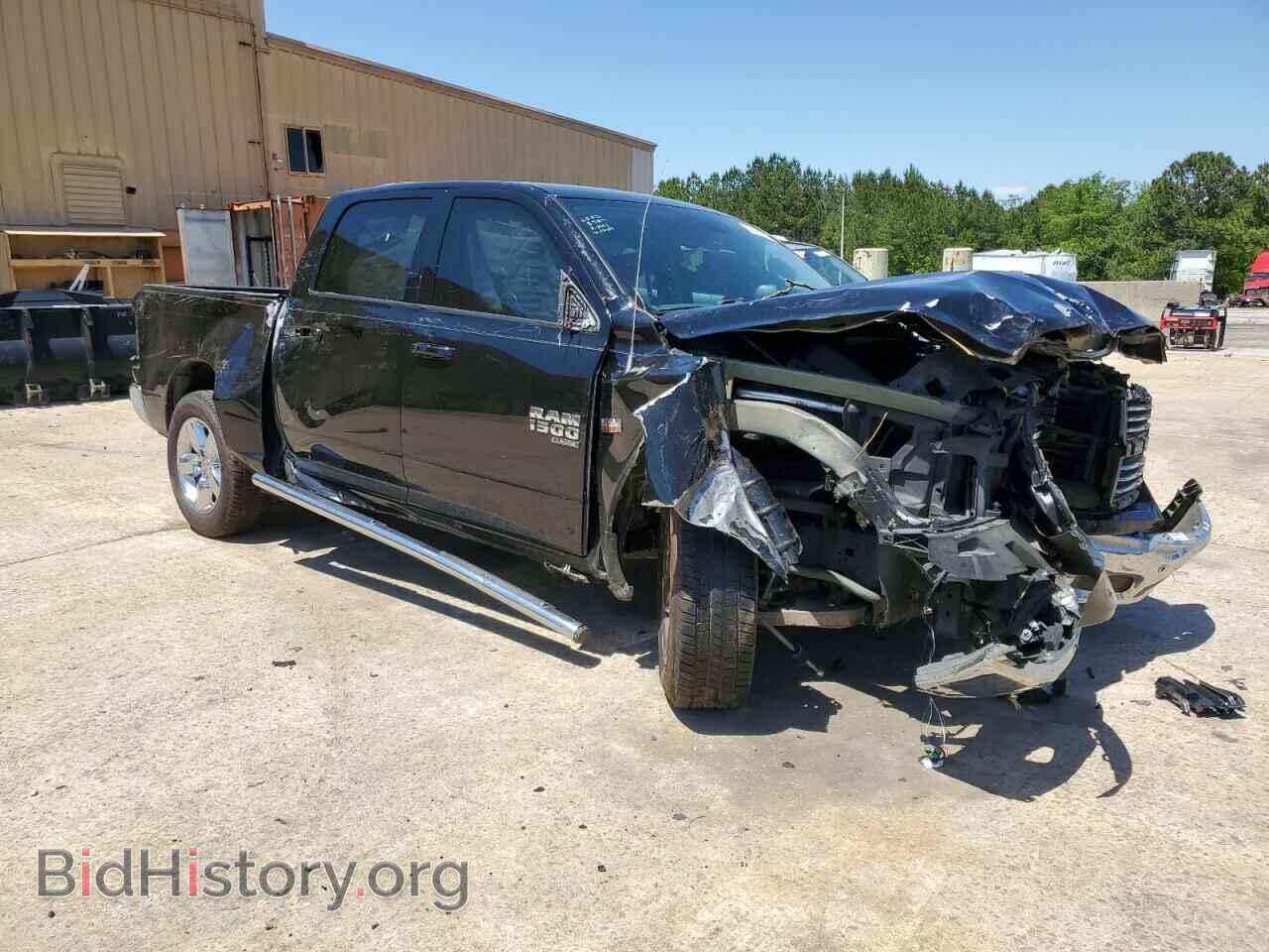 2019 RAM 1500 - VIN: 1C6RR6LTXKS682549 - Фото 4