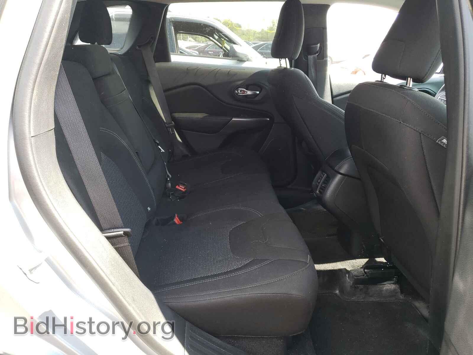 2019 JEEP CHEROKEE - VIN: 1C4PJMCB6KD196781 - Фото 6