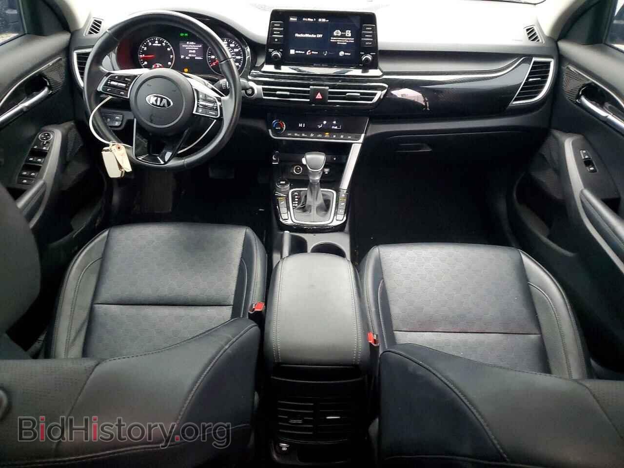 2021 KIA SELTOS - VIN: KNDERCAA9M7095479 - Фото 8