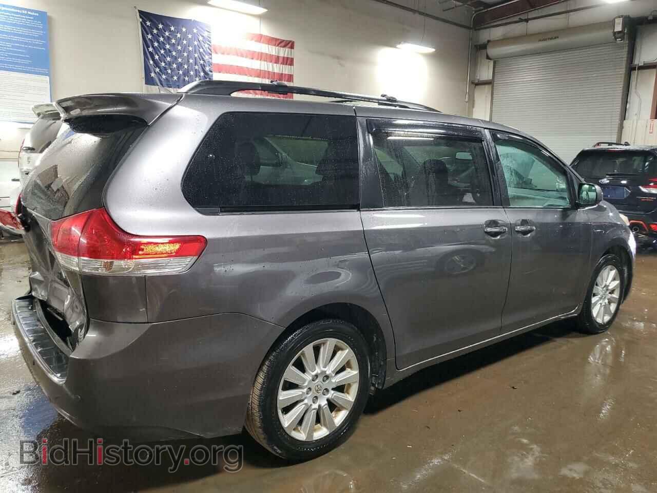 2011 TOYOTA All Models - VIN: 5TDDK3DC3BS014640 - Фото 3