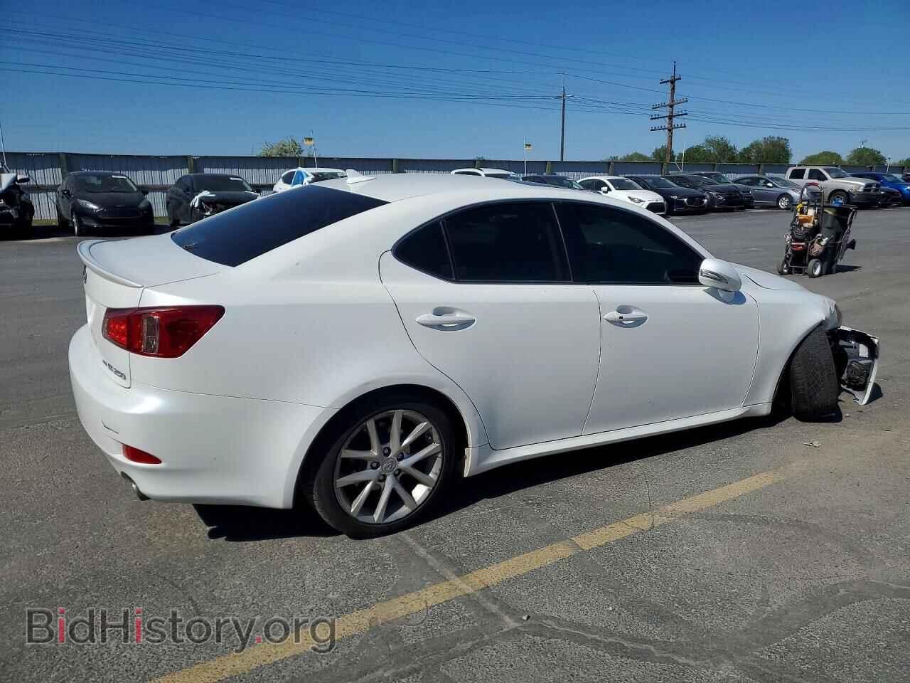 2011 LEXUS IS - VIN: JTHCF5C20B5051072 - Photo 3