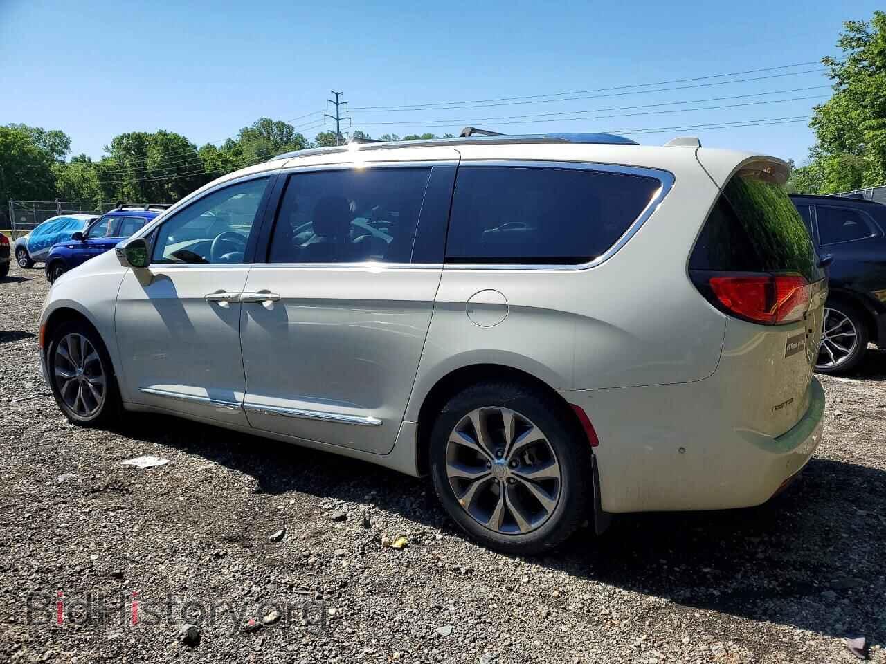 2017 CHRYSLER PACIFICA - VIN: 2C4RC1GG1HR643112 - Фото 2