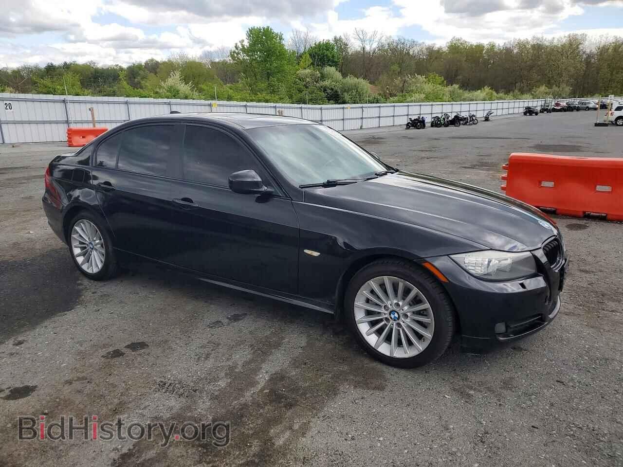 2011 BMW 3 SERIES - VIN: WBAPL5C53BA920371 - Photo 4