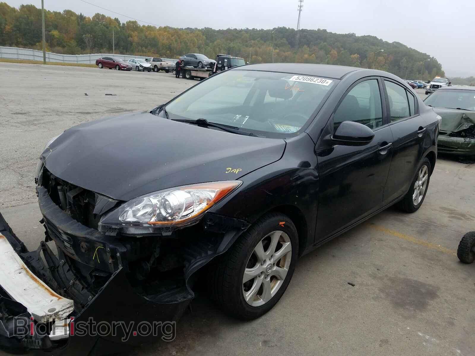 2011 MAZDA 3 - VIN: JM1BL1VF8B1434604 - Photo 2
