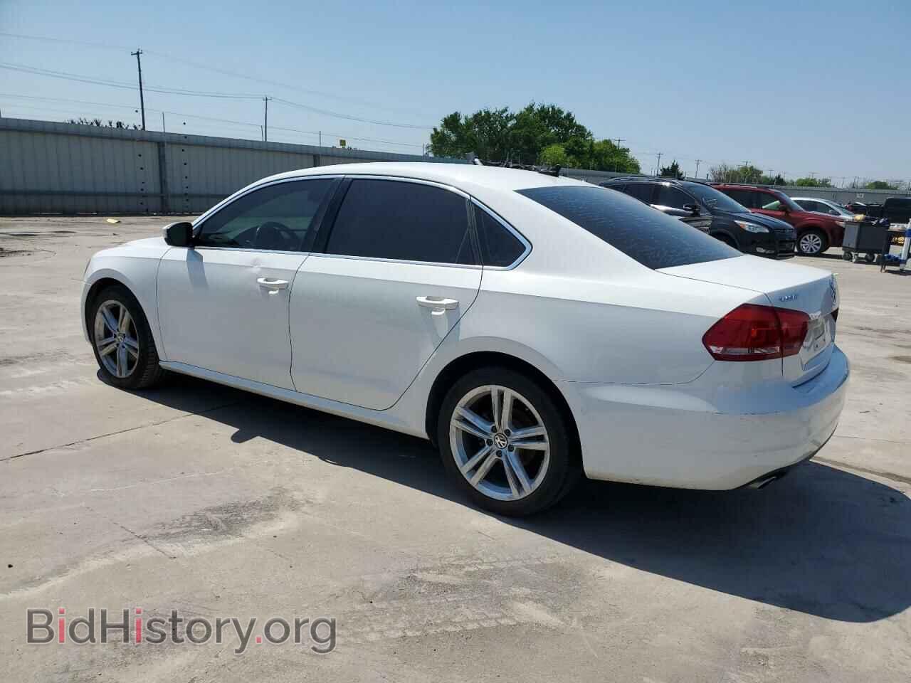 2015 VOLKSWAGEN PASSAT - VIN: 1VWBV7A34FC097185 - Фото 2