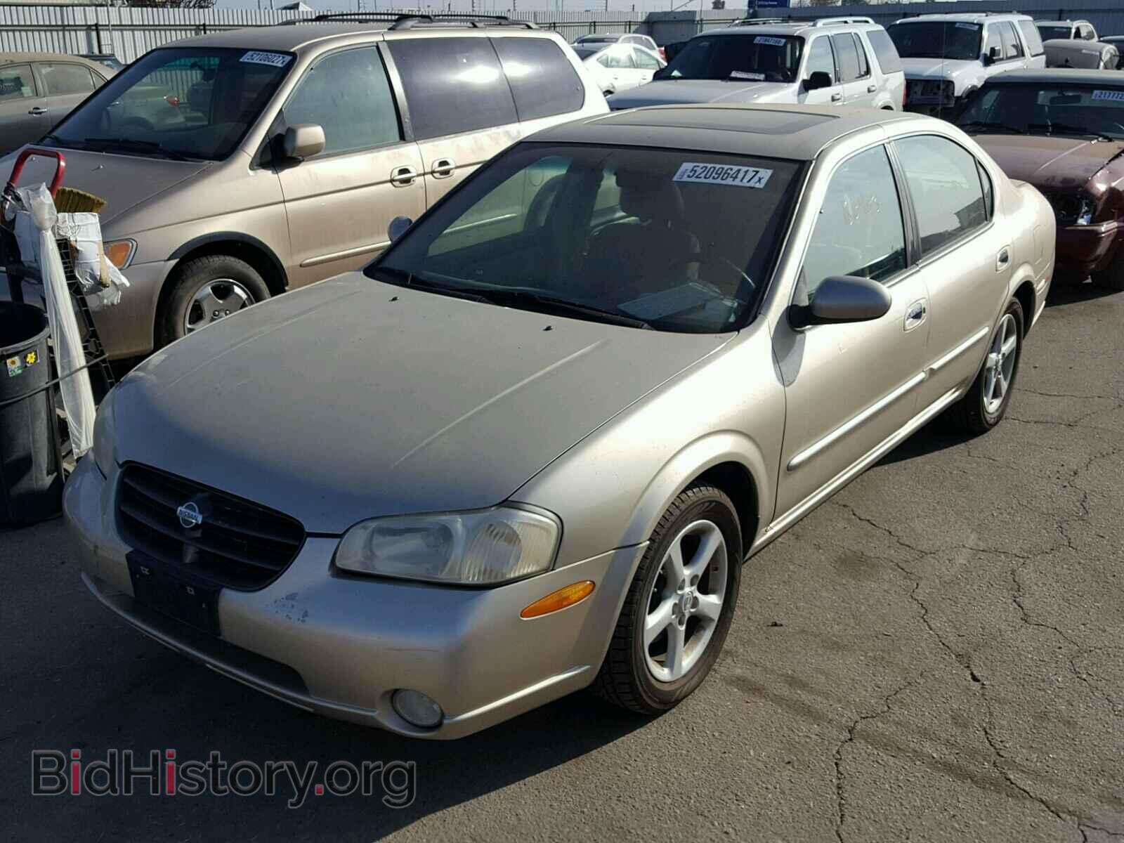 2000 NISSAN MAXIMA - VIN: JN1CA31D3YT718121 - Photo 2