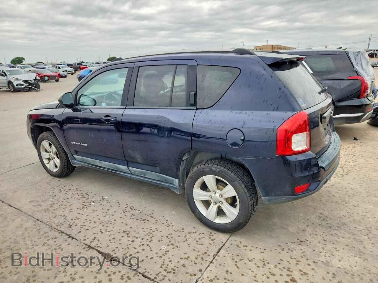 2011 JEEP COMPASS - VIN: 1J4NT1FA4BD159919 - Фото 2