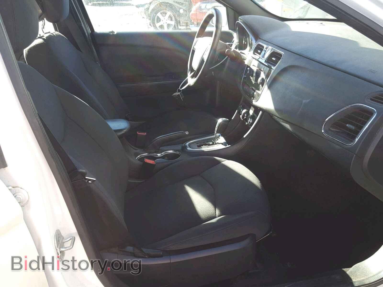 2013 CHRYSLER 200 - VIN: 1C3CCBAG3DN599808 - Фото 5