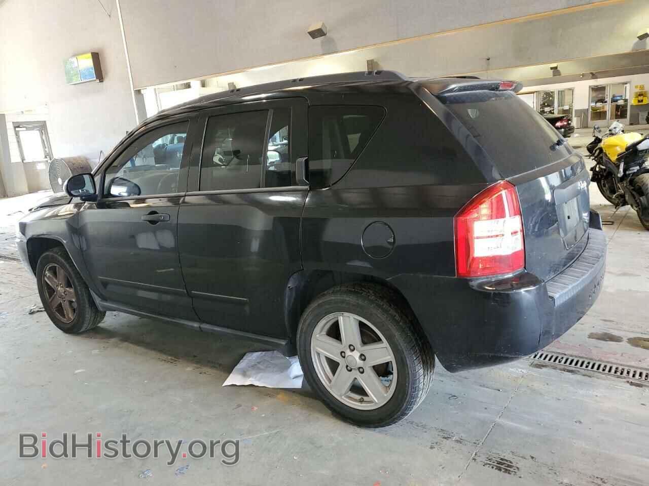 2010 JEEP COMPASS - VIN: 1J4NT1FBXAD624968 - Фото 2