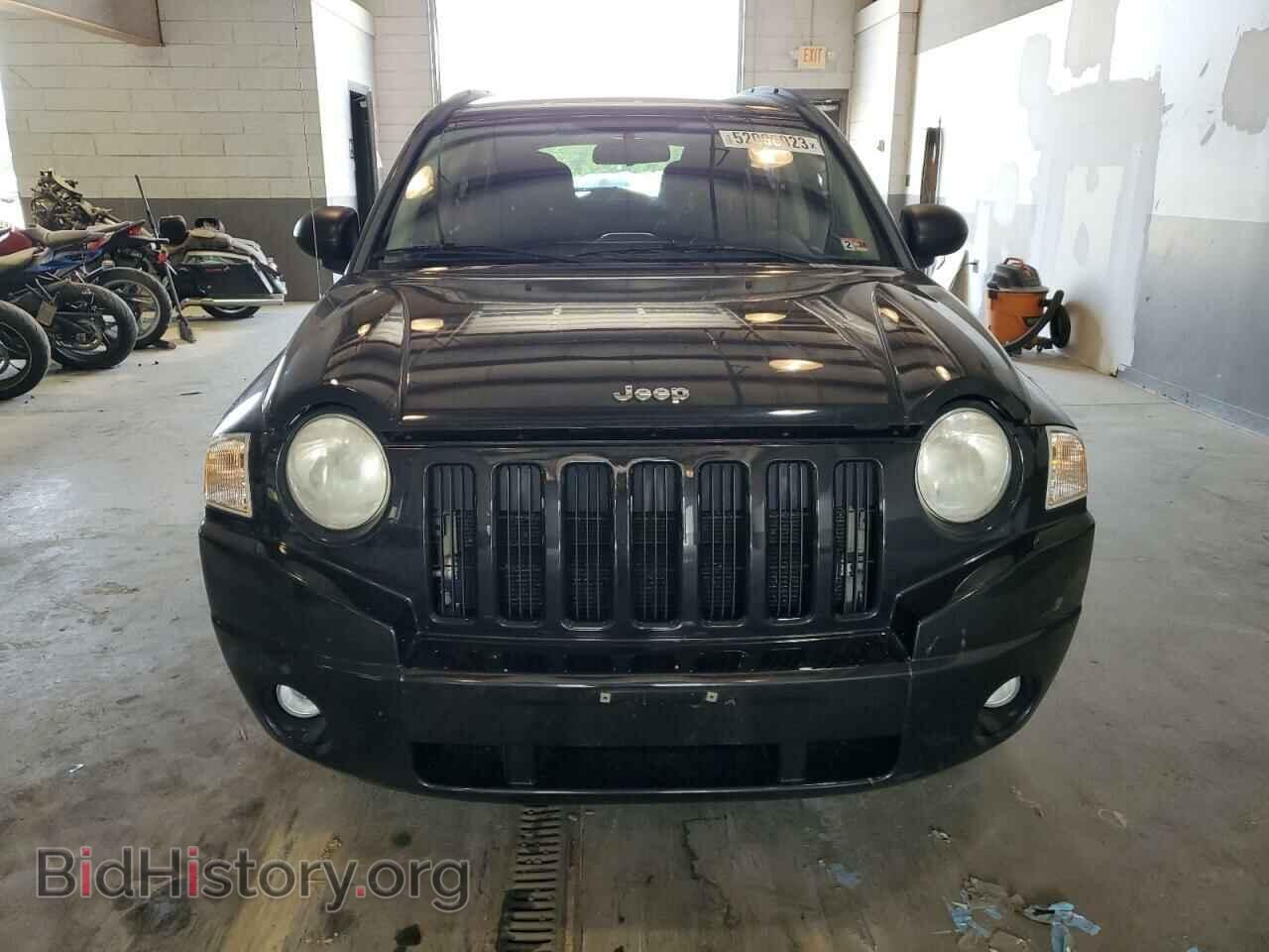 2010 JEEP COMPASS - VIN: 1J4NT1FBXAD624968 - Фото 5