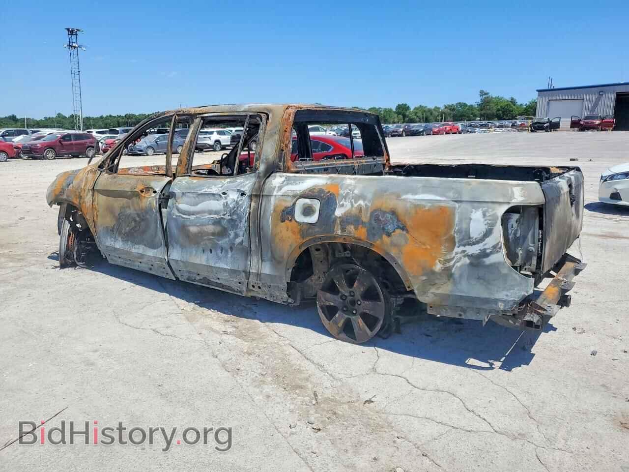2017 HONDA RIDGELINE - VIN: 5FPYK2F58HB002899 - Photo 2