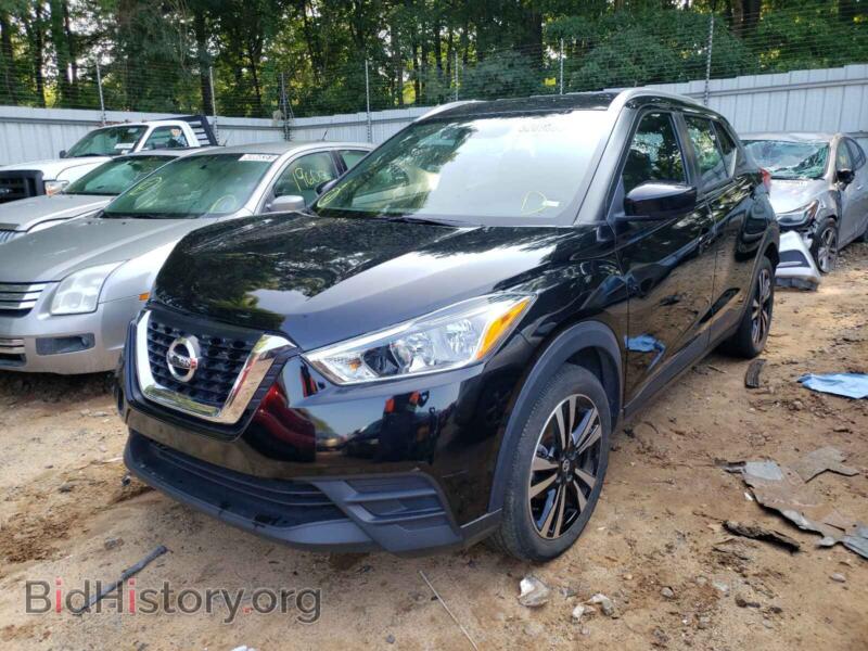 2019 Nissan KICKS (VIN 3N1CP5CU3KL553089) — фото 2 из 10