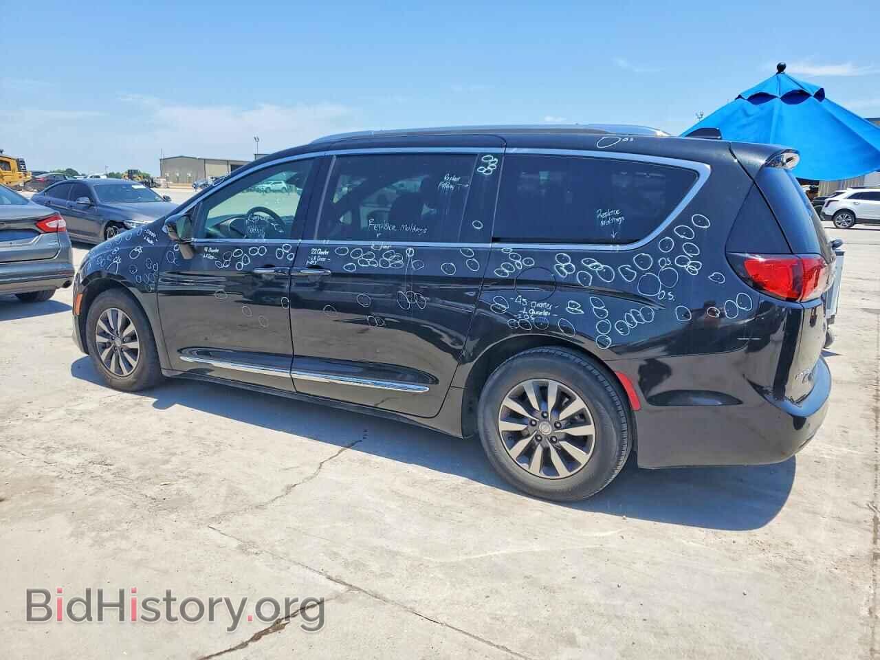 2020 CHRYSLER PACIFICA - VIN: 2C4RC1EG2LR110133 - Photo 2