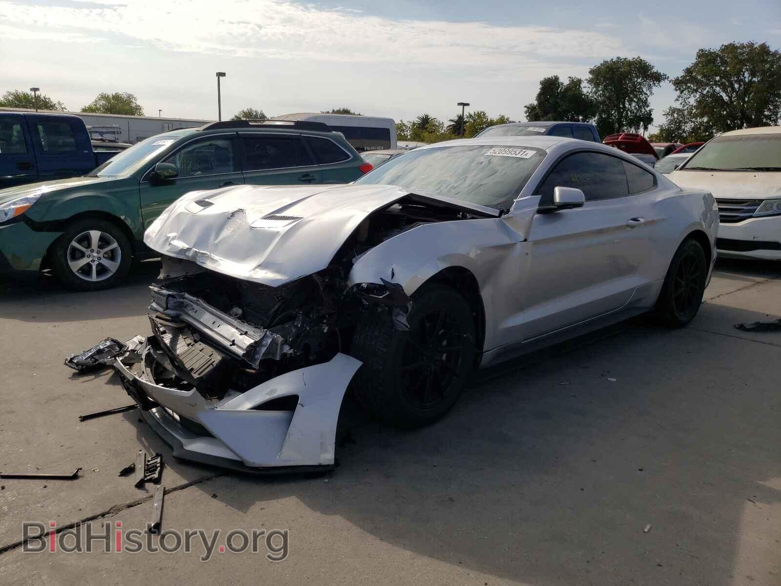 2019 FORD MUSTANG - VIN: 1FA6P8TH8K5176831 - Фото 2