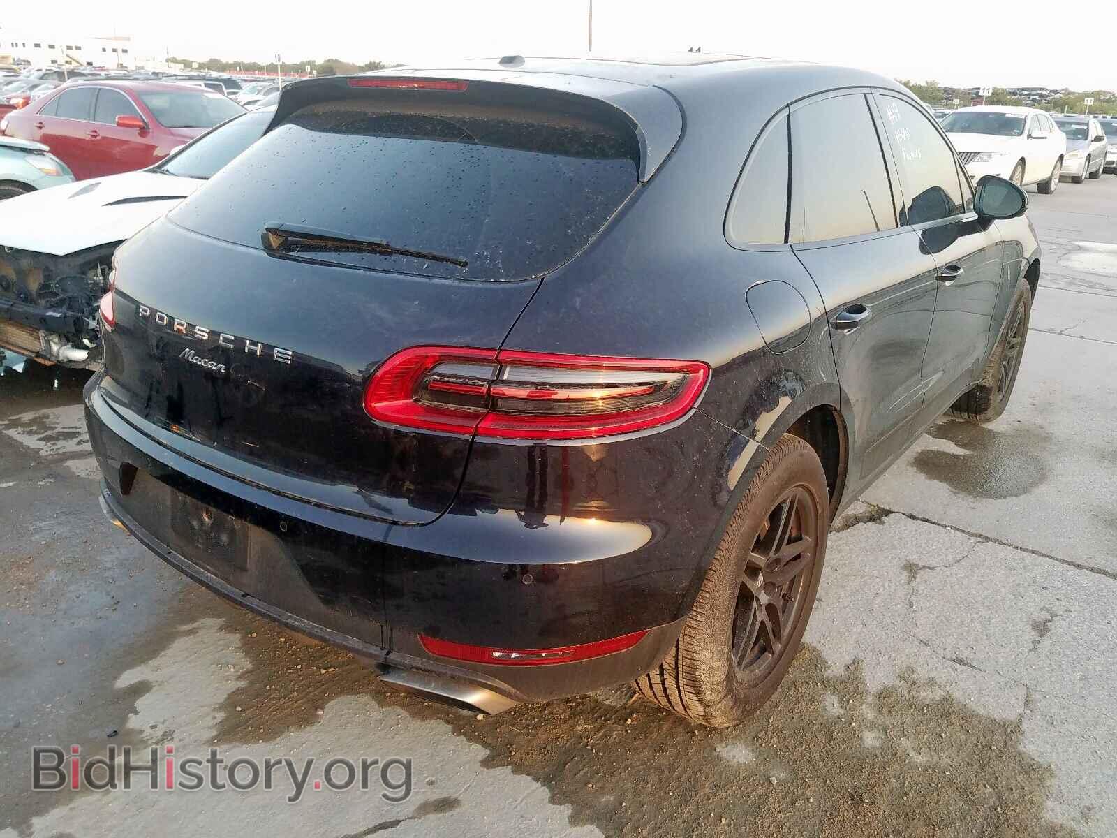 2017 PORSCHE MACAN - VIN: WP1AA2A53HLB08435 - Photo 4