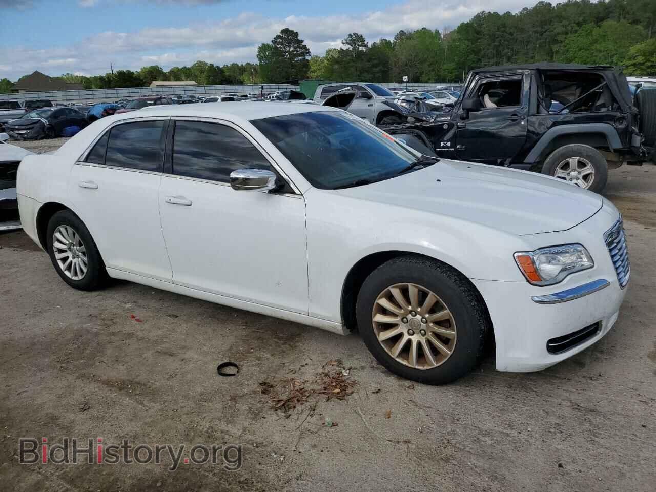 2014 CHRYSLER 300 - VIN: 2C3CCAAG2EH327285 - Фото 4